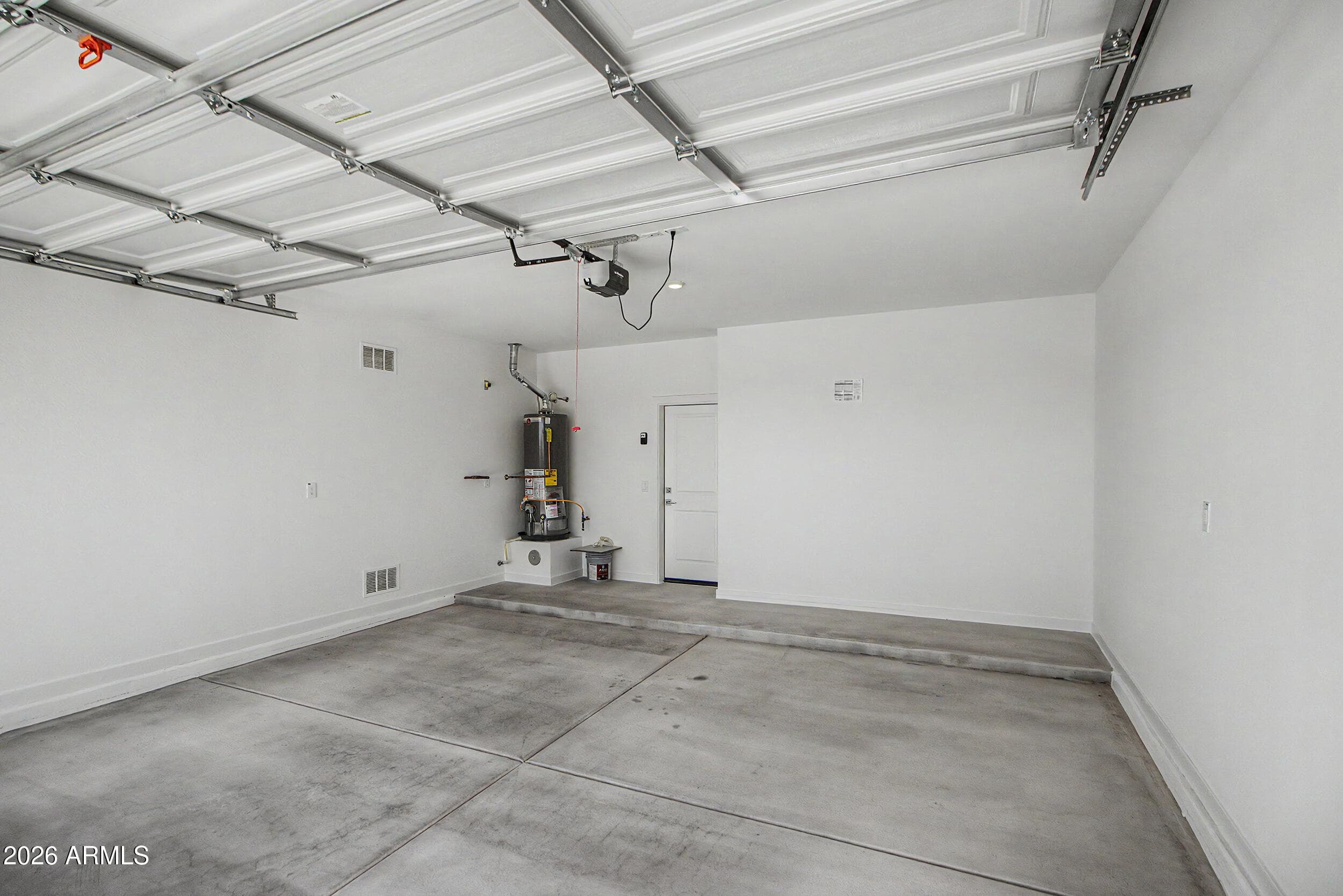 10734 E DRAGOON Circle, Mesa, AZ 85208 — photo 8 of 40