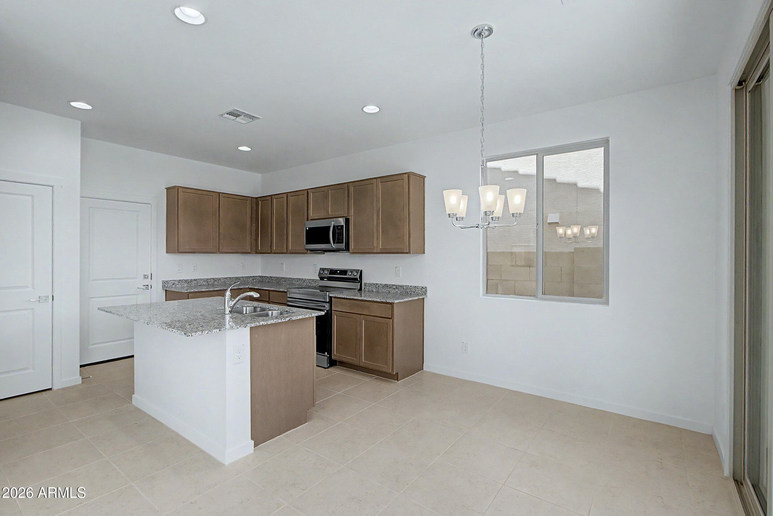 10734 E DRAGOON Circle, Mesa, AZ 85208 — photo 16 of 40