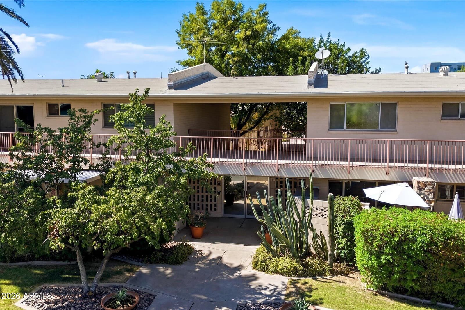 500 W Clarendon Avenue D6, Phoenix, AZ 85013 — photo 16 of 30