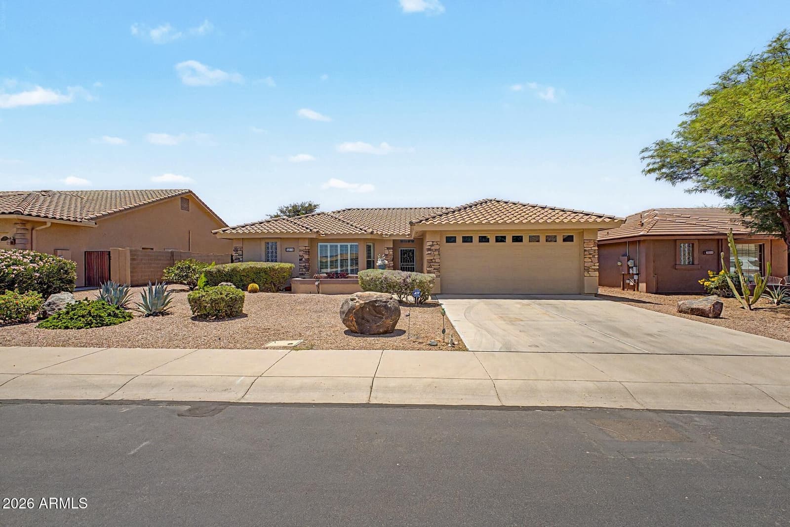 10913 E ONZA Avenue, Mesa, AZ 85212 — photo 1 of 31