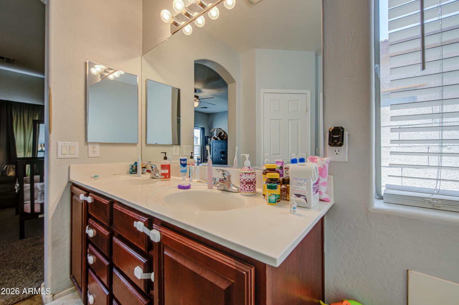 1237 W GREEN TREE Drive, San Tan Valley, AZ 85143 — photo 23 of 36