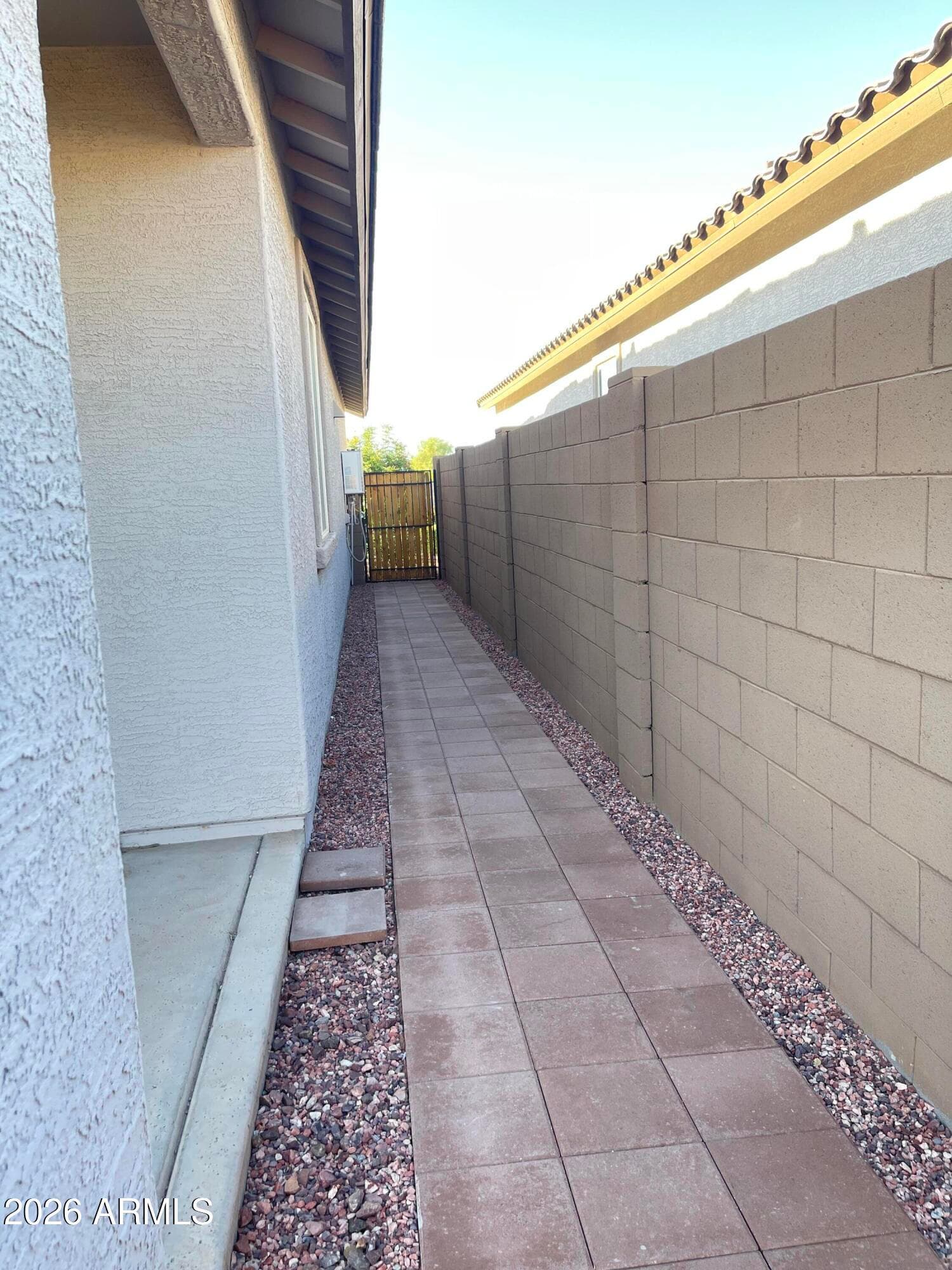 9421 W MONTECITO Avenue, Phoenix, AZ 85037 — photo 37 of 43