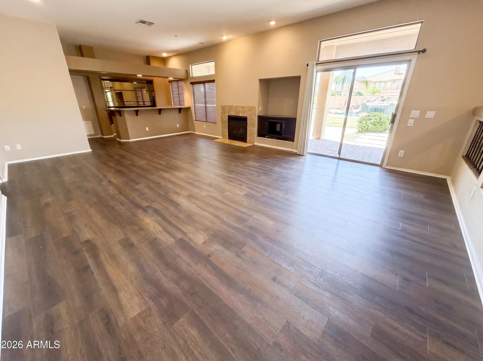 9625 W OBERLIN Way, Peoria, AZ 85383 — photo 9 of 38