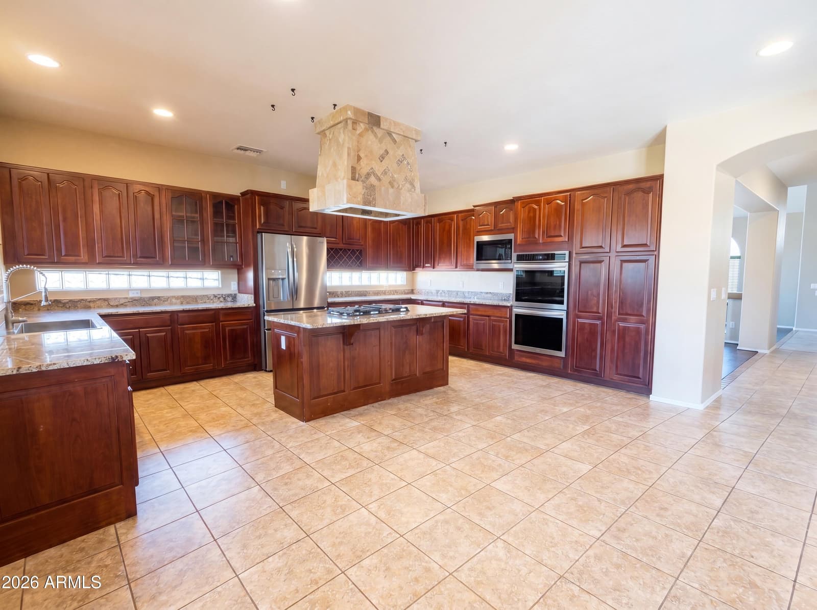 9625 W OBERLIN Way, Peoria, AZ 85383 — photo 12 of 38