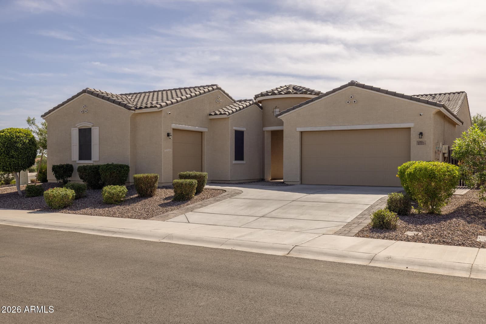 5122 N 186TH Drive, Goodyear, AZ 85395 — photo 1 of 56