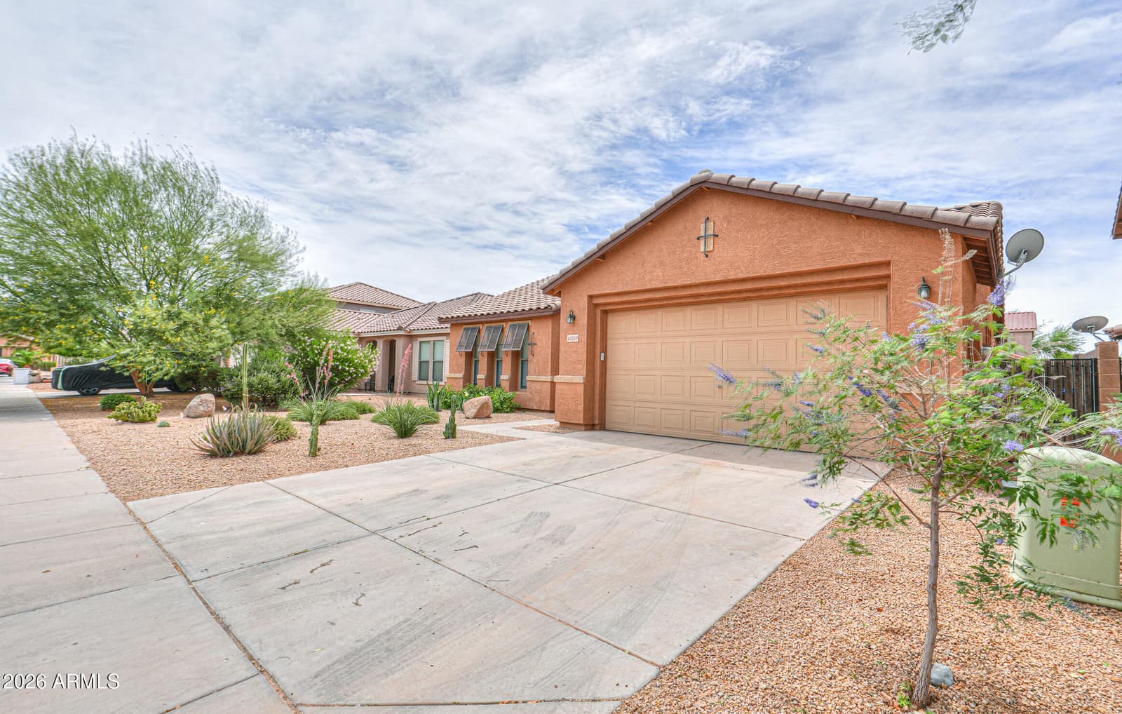 45519 W MORNING VIEW Lane, Maricopa, AZ 85139 — photo 3 of 47