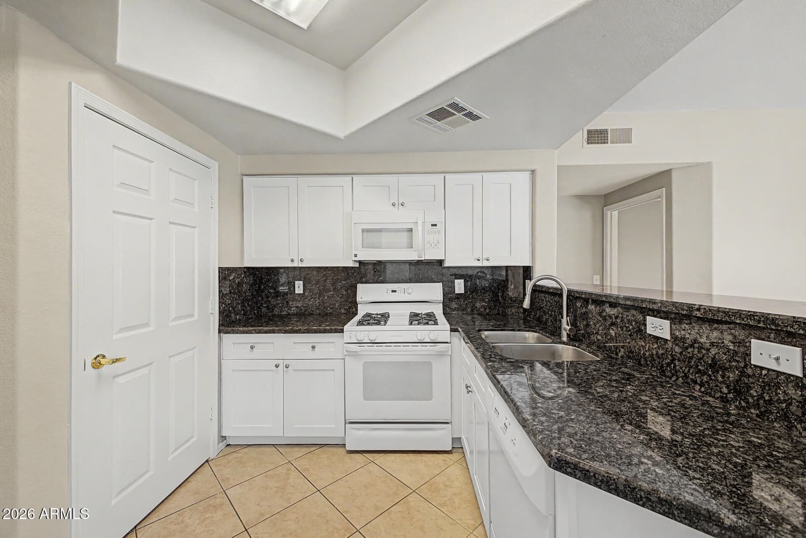 10030 W INDIAN SCHOOL Road 125, Phoenix, AZ 85037 — photo 6 of 28