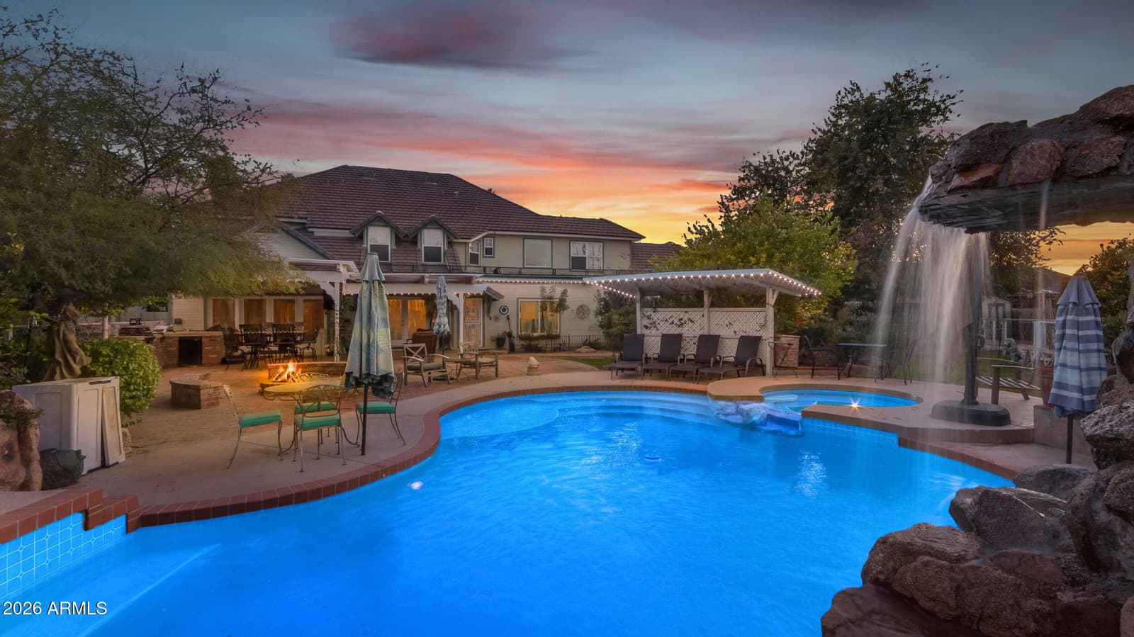 616 E CARVER Road, Tempe, AZ 85284 — photo 7 of 78