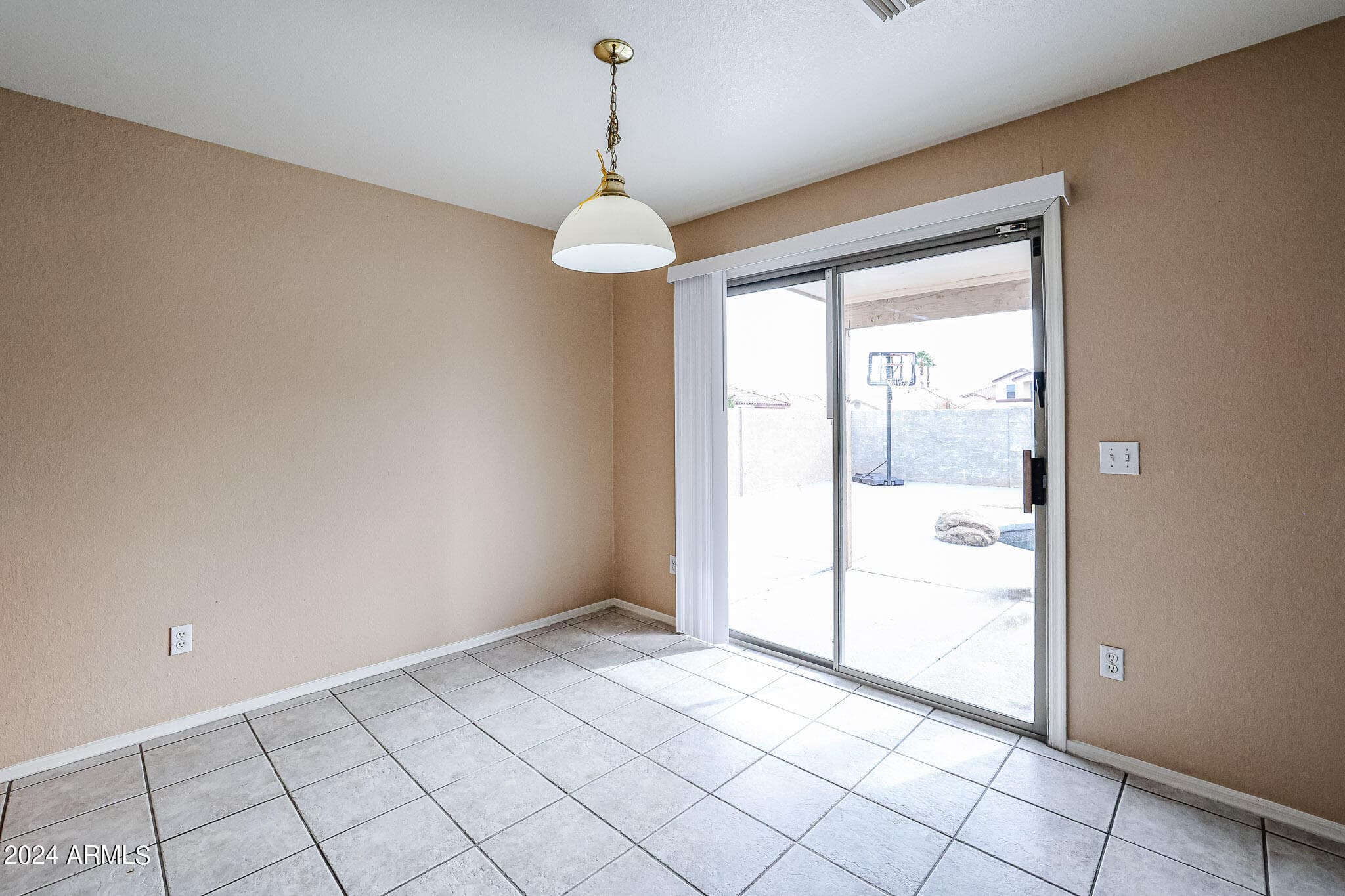 9427 W ELM Street, Phoenix, AZ 85037 — photo 14 of 36