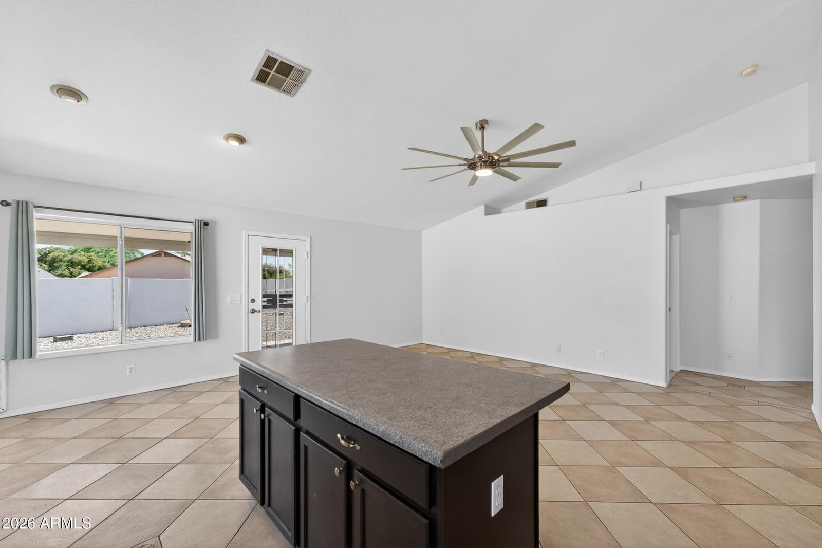548 N BAILEY Circle, Mesa, AZ 85207 — photo 10 of 34