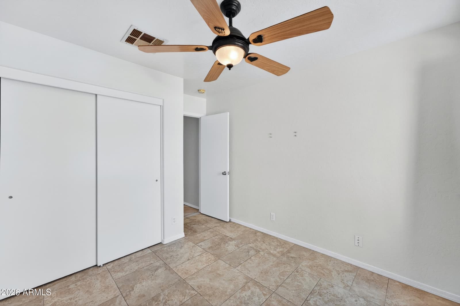 548 N BAILEY Circle, Mesa, AZ 85207 — photo 19 of 34