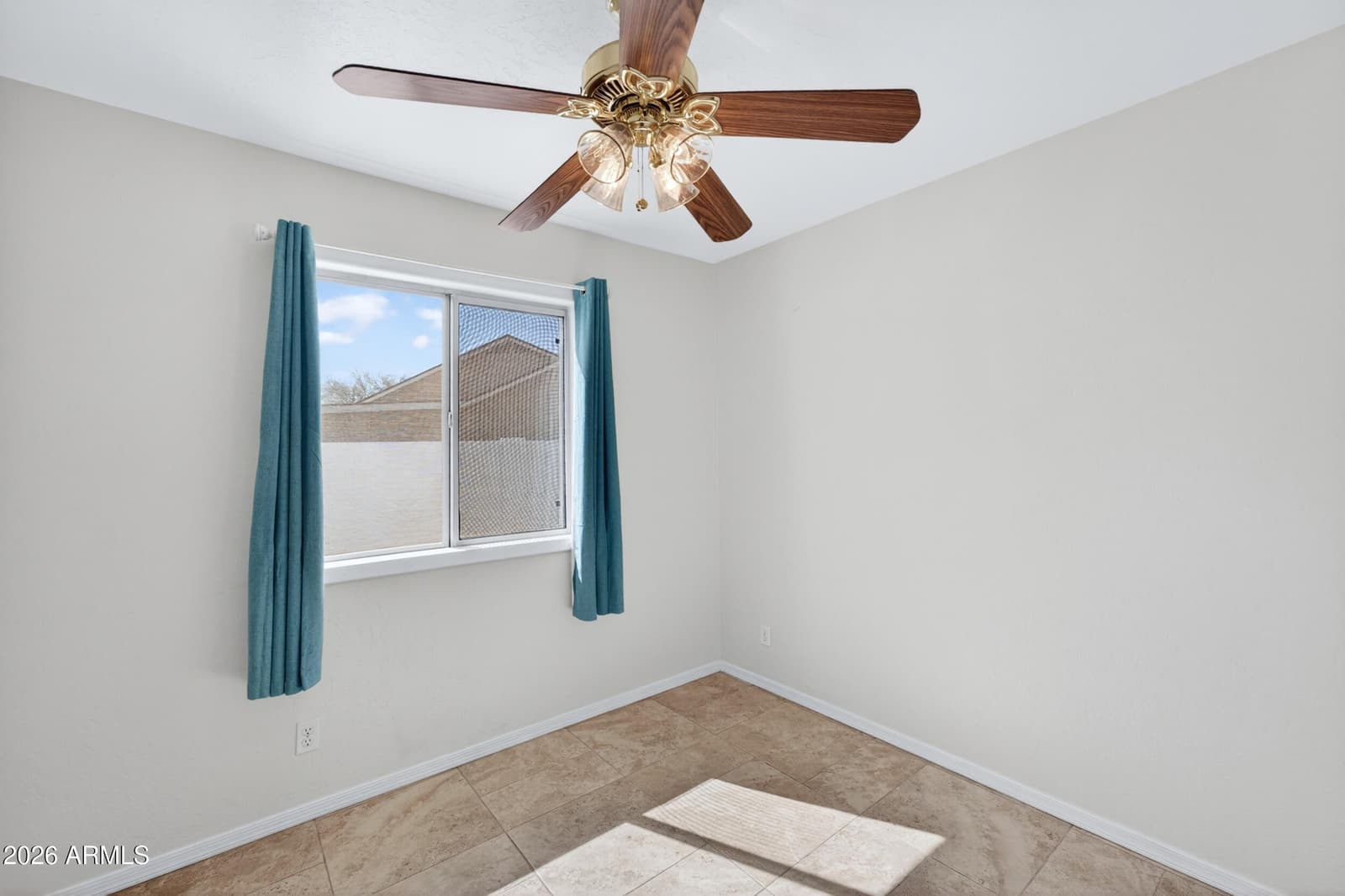 548 N BAILEY Circle, Mesa, AZ 85207 — photo 21 of 34