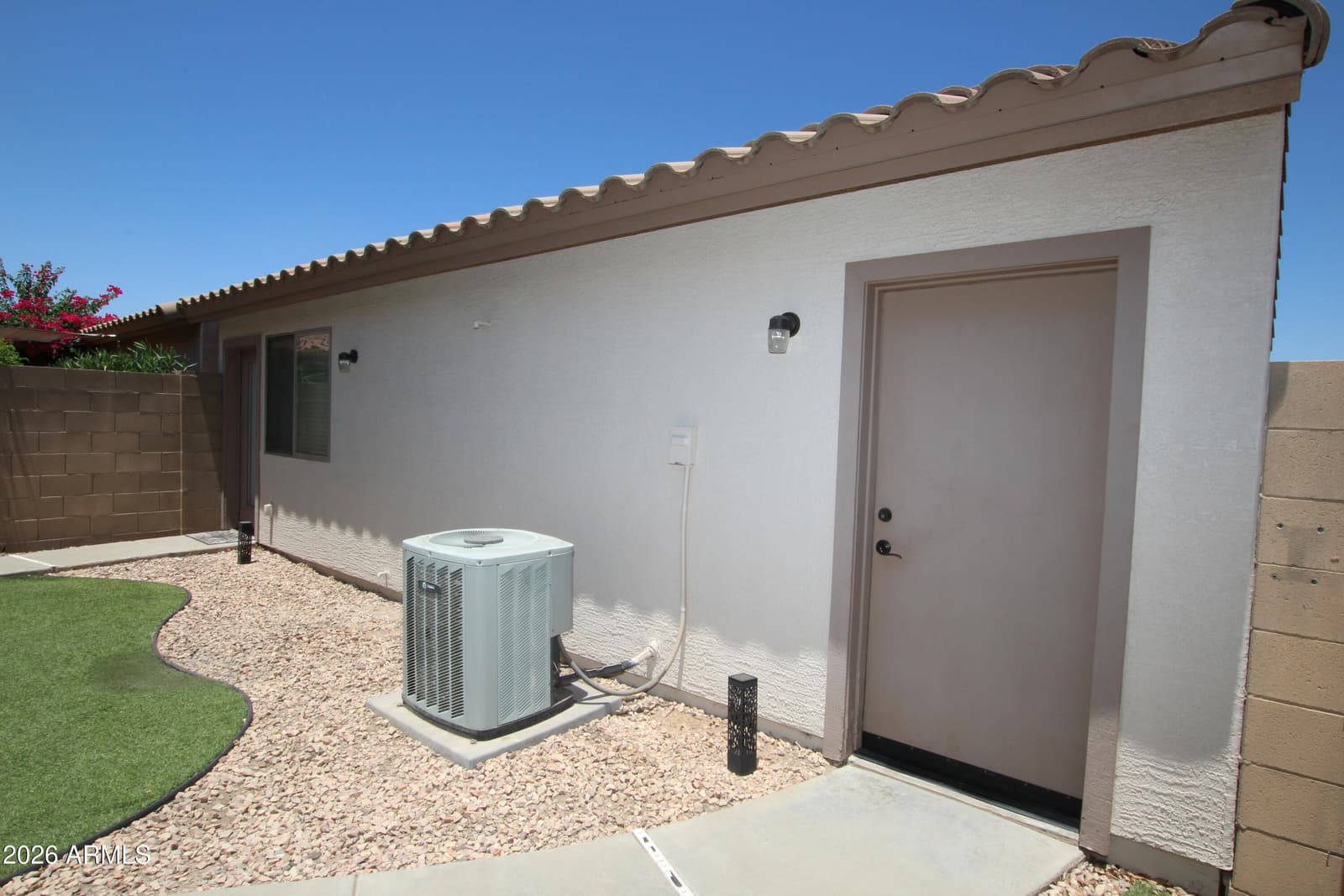 8984 W NICOLET Avenue, Glendale, AZ 85305 — photo 35 of 64