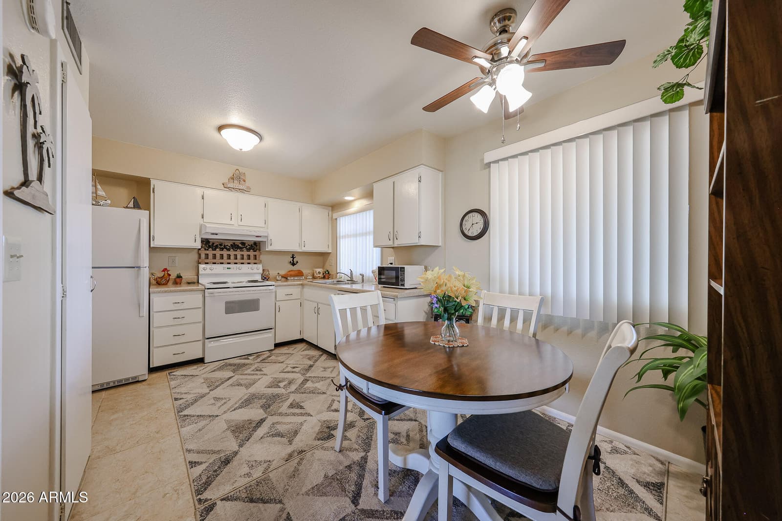 13812 N Garden Court Drive, Sun City, AZ 85351 — photo 6 of 27