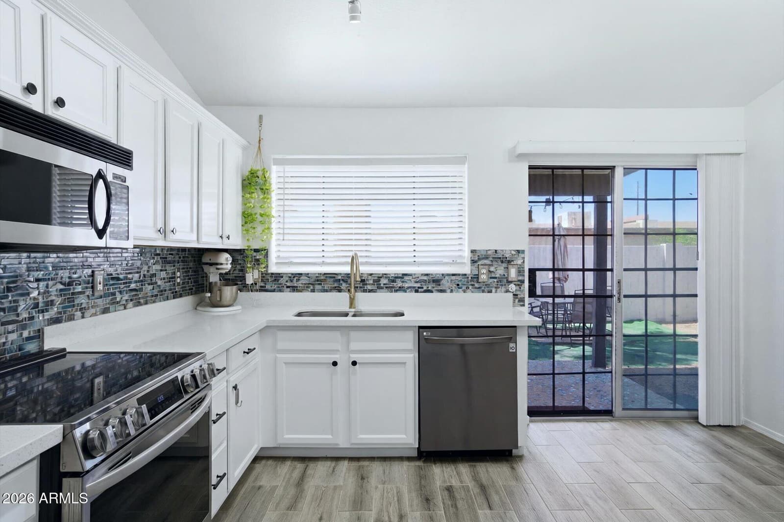 7371 W EVA Street, Peoria, AZ 85345 — photo 7 of 16