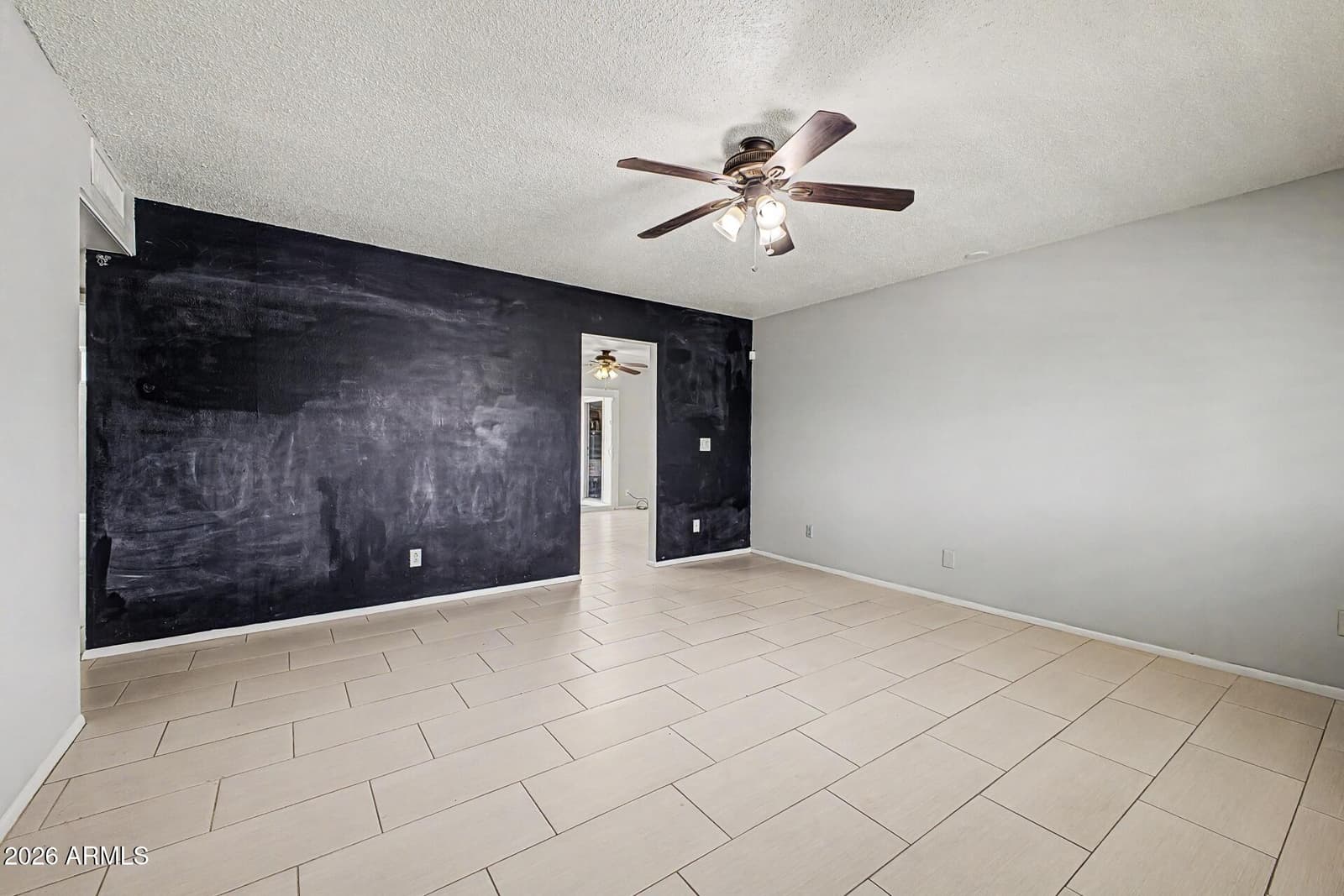 1000 E LOYOLA Drive, Tempe, AZ 85282 — photo 7 of 32