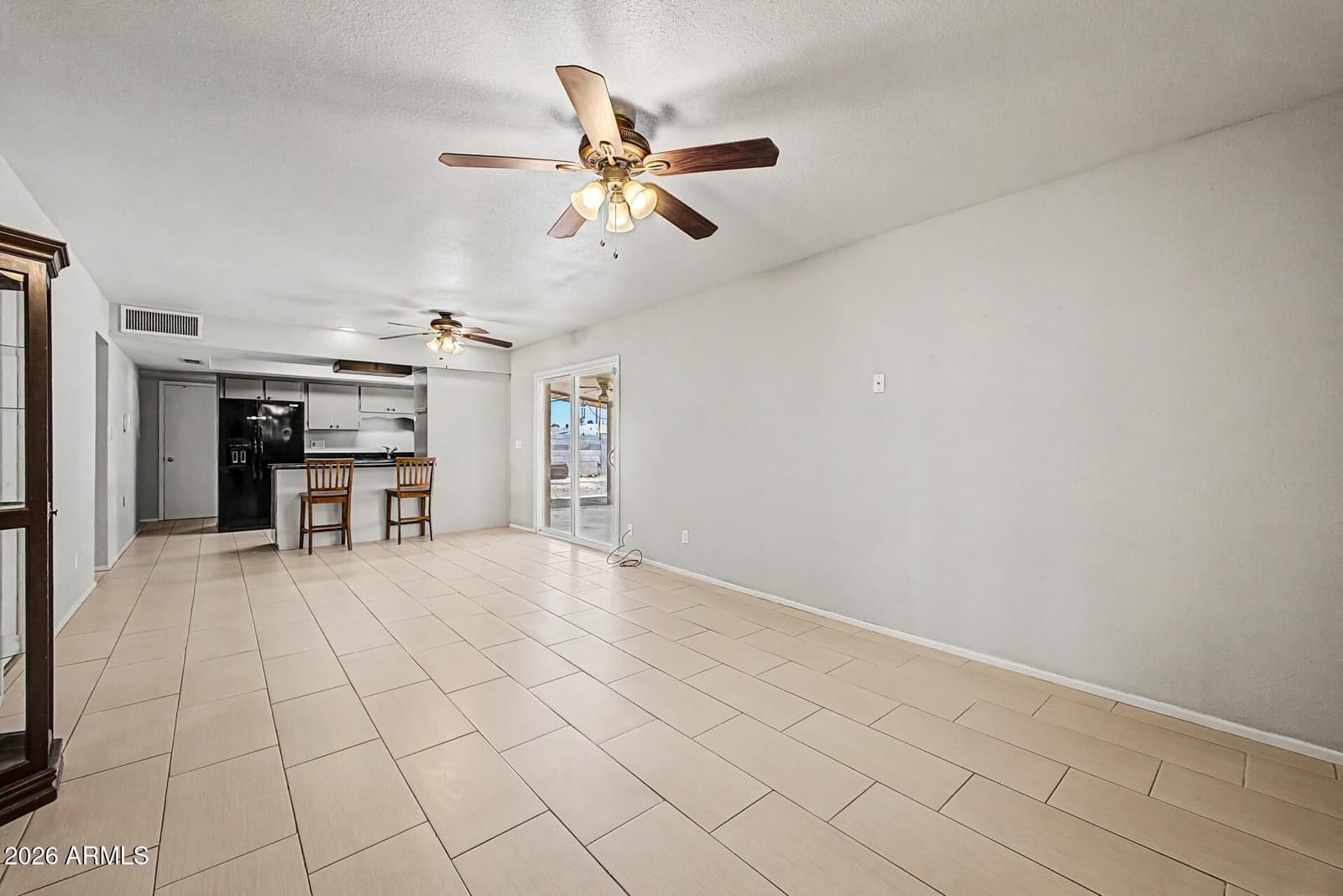 1000 E LOYOLA Drive, Tempe, AZ 85282 — photo 10 of 32