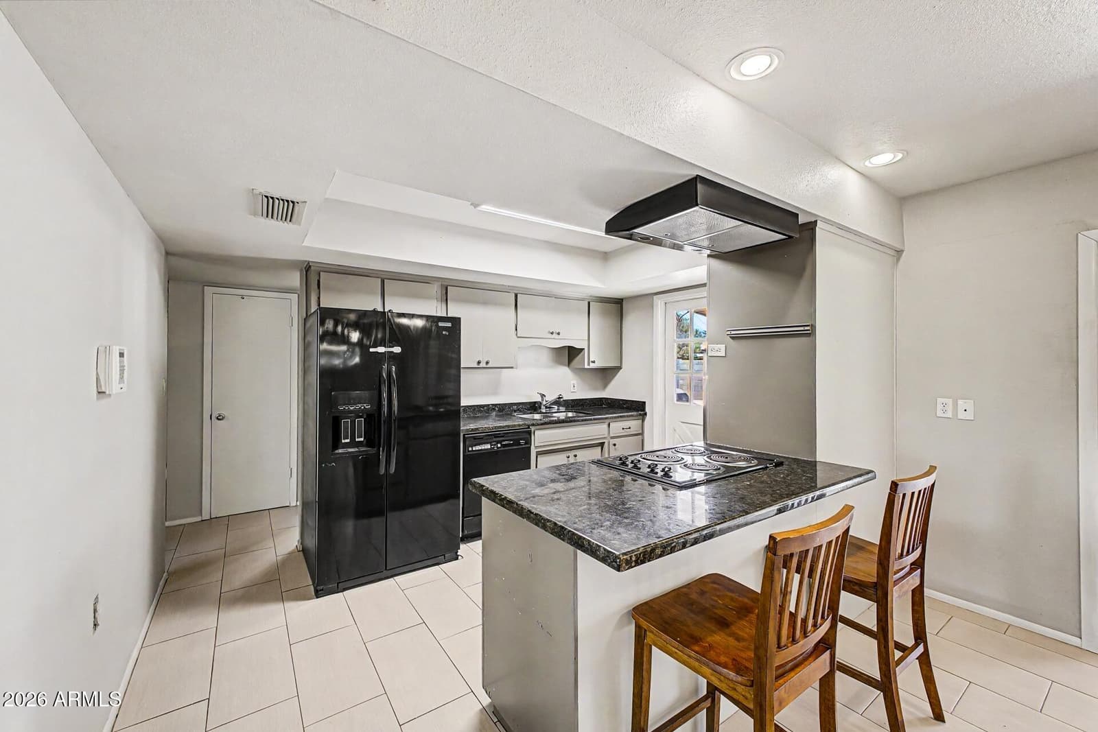 1000 E LOYOLA Drive, Tempe, AZ 85282 — photo 12 of 32