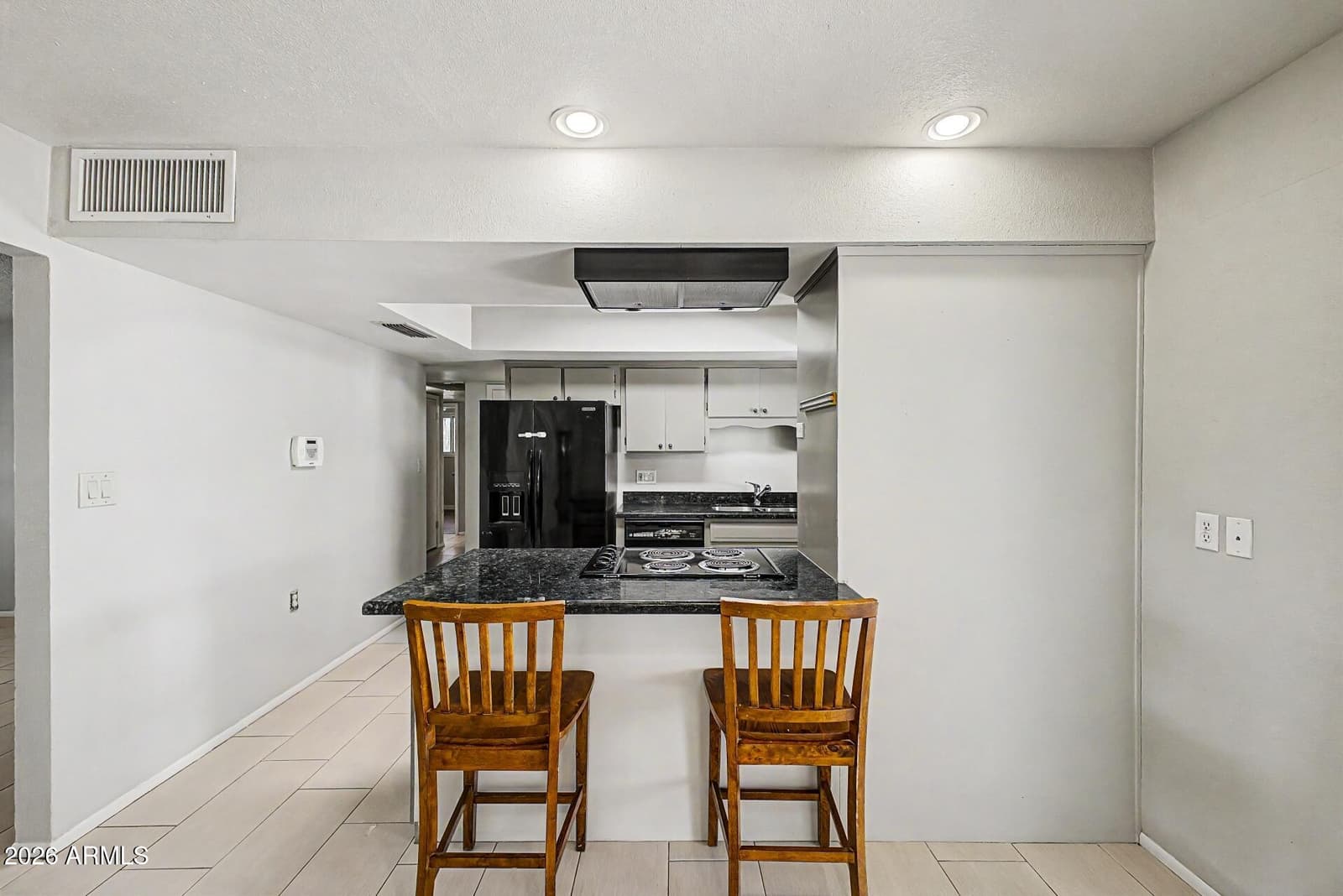 1000 E LOYOLA Drive, Tempe, AZ 85282 — photo 13 of 32