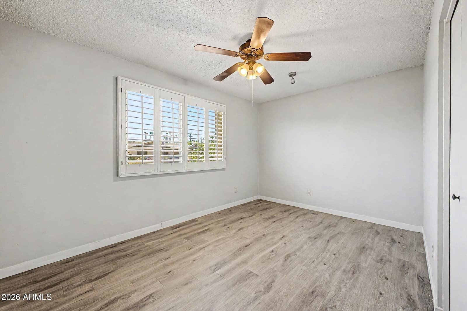 1000 E LOYOLA Drive, Tempe, AZ 85282 — photo 20 of 32