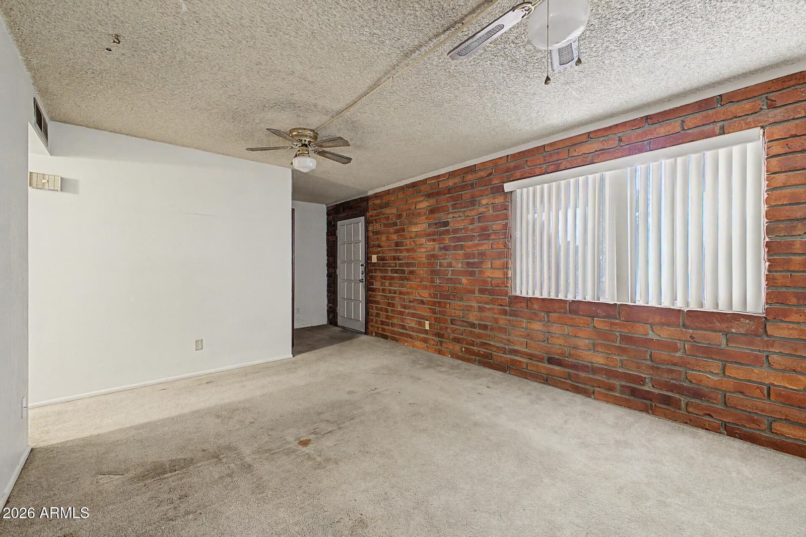 463 N LESUEUR, Mesa, AZ 85203 — photo 4 of 32