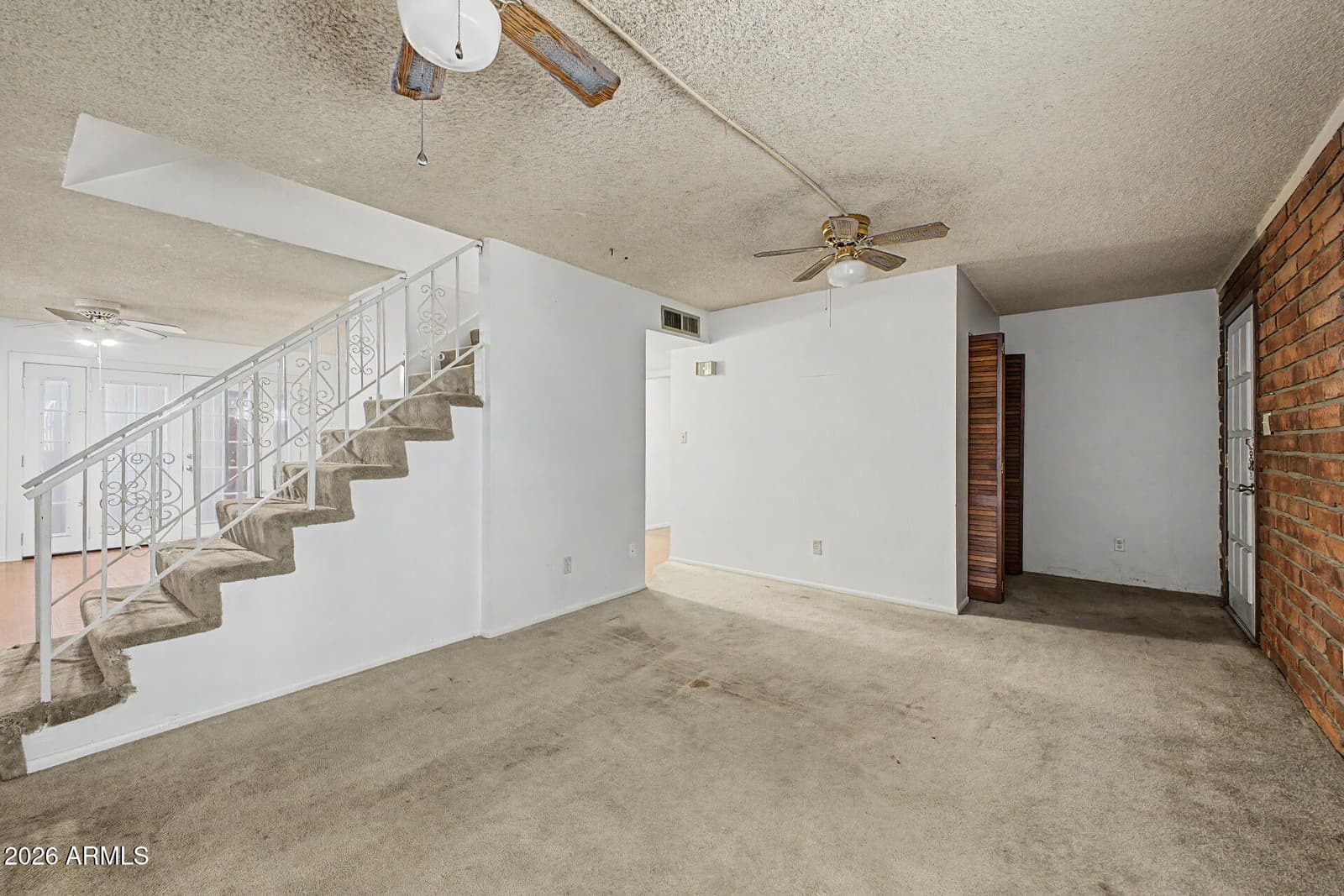 463 N LESUEUR, Mesa, AZ 85203 — photo 5 of 32