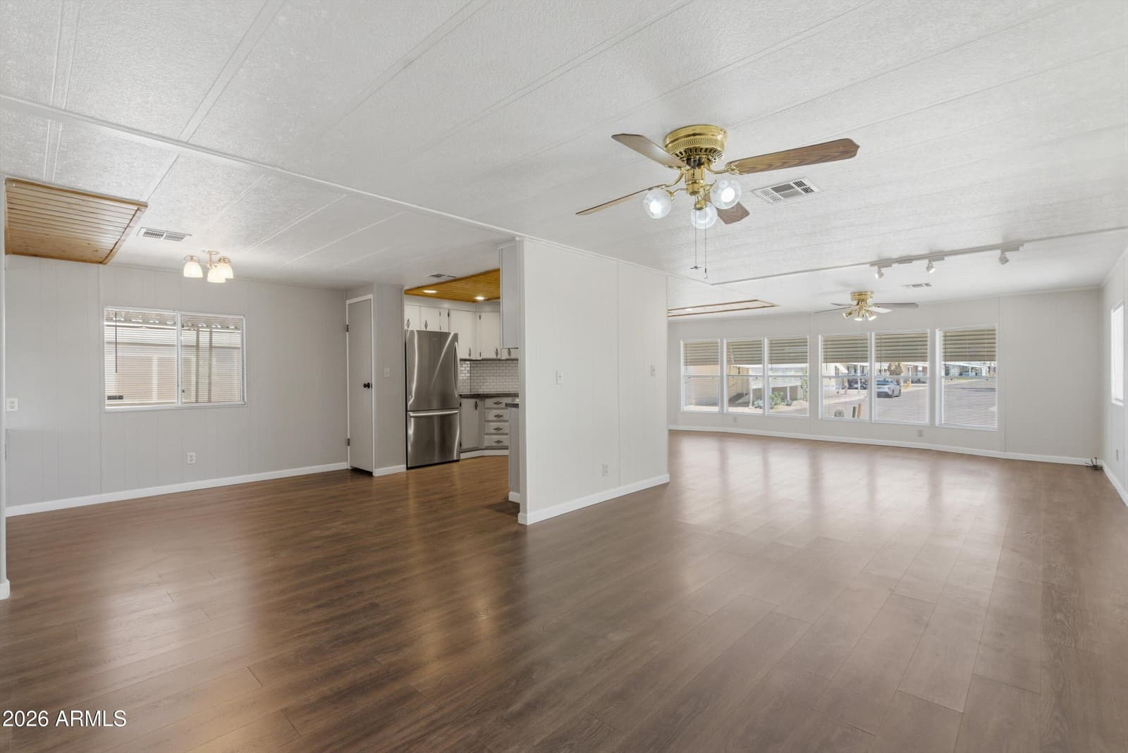 4065 E UNIVERSITY Drive 384, Mesa, AZ 85205 — photo 4 of 32