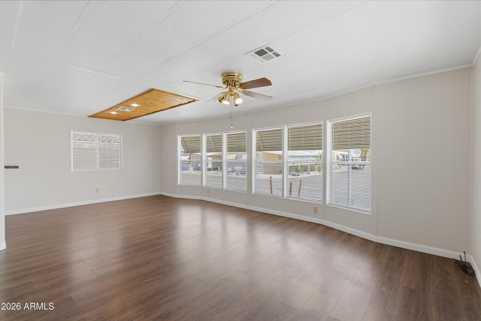 4065 E UNIVERSITY Drive 384, Mesa, AZ 85205 — photo 5 of 32
