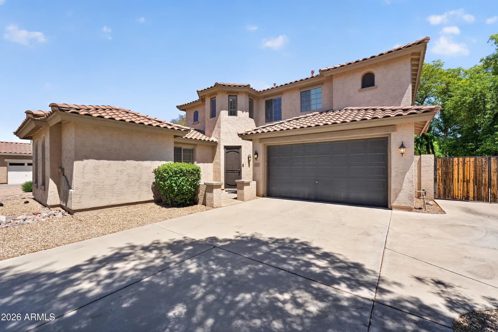 1250 E INDIGO Street, Gilbert, AZ 85298 — photo 6 of 61