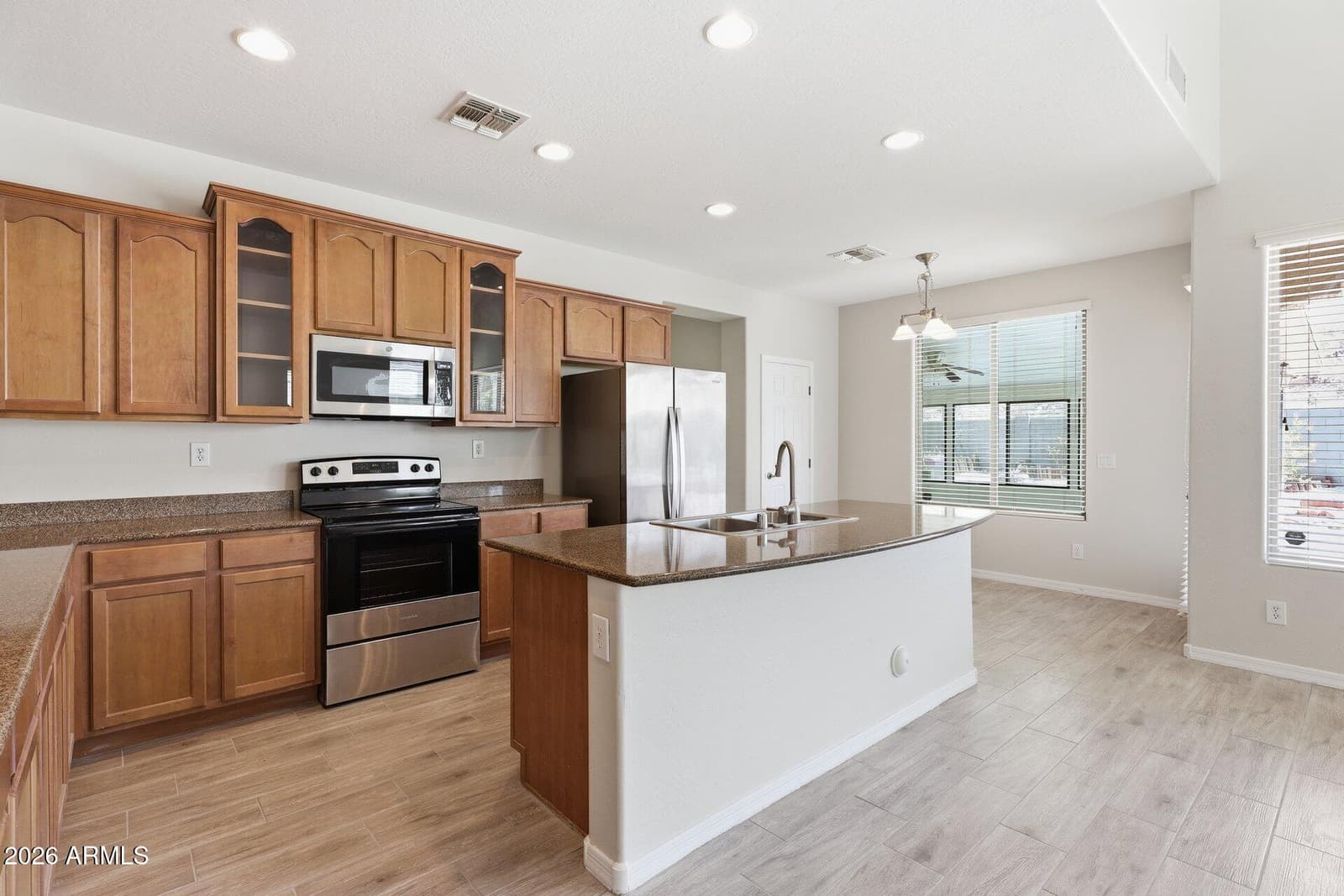 29399 N 67TH Avenue, Peoria, AZ 85383 — photo 10 of 49