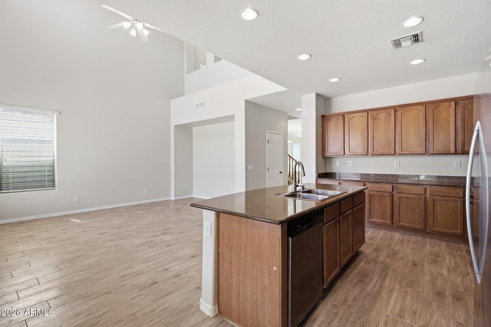 29399 N 67TH Avenue, Peoria, AZ 85383 — photo 13 of 49
