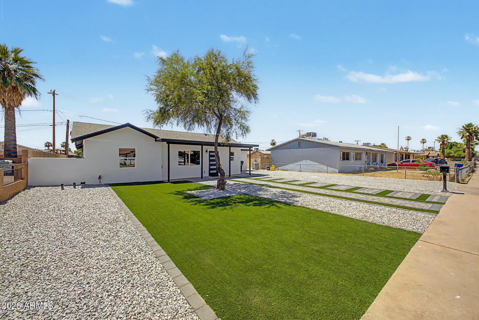 320 N 3RD Street, Avondale, AZ 85323 — photo 3 of 32