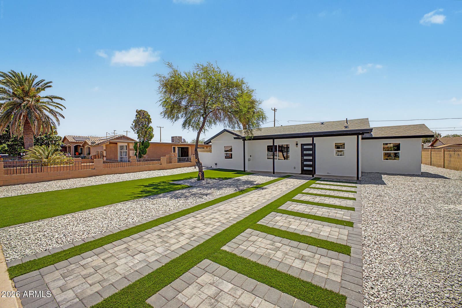 320 N 3RD Street, Avondale, AZ 85323 — photo 5 of 32