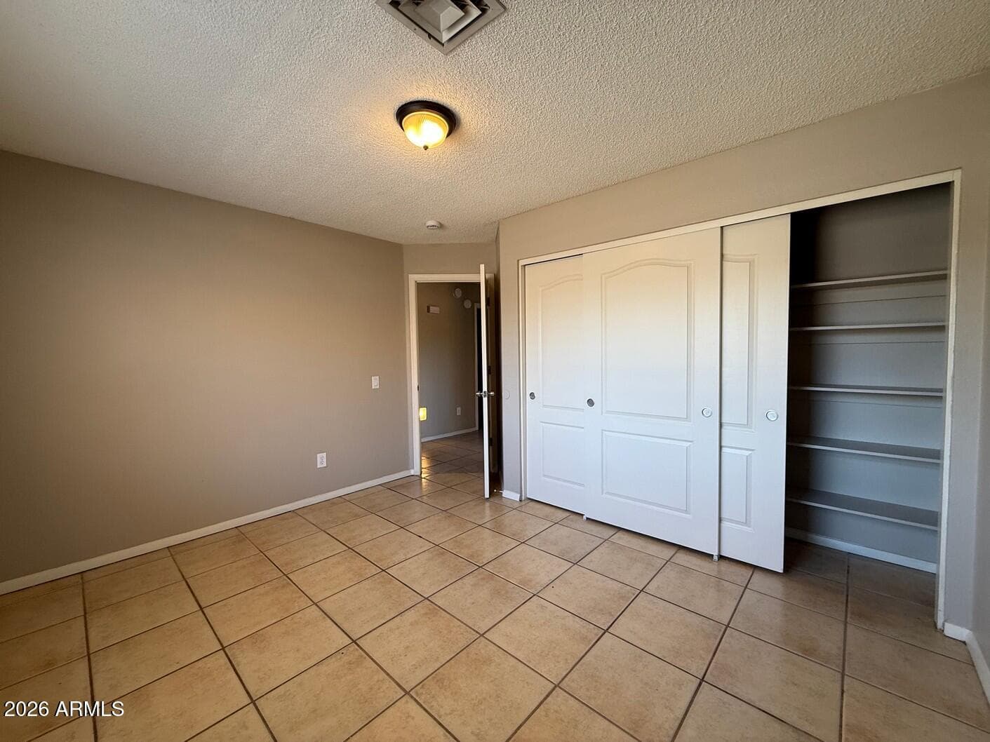 6910 W STATE Avenue, Glendale, AZ 85303 — photo 10 of 15