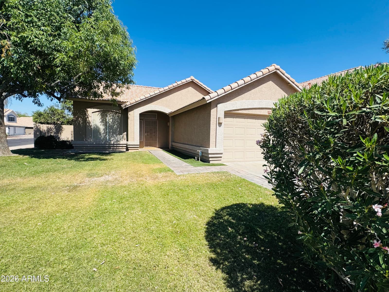 1225 S SIERRA Street, Gilbert, AZ 85296 — photo 3 of 27