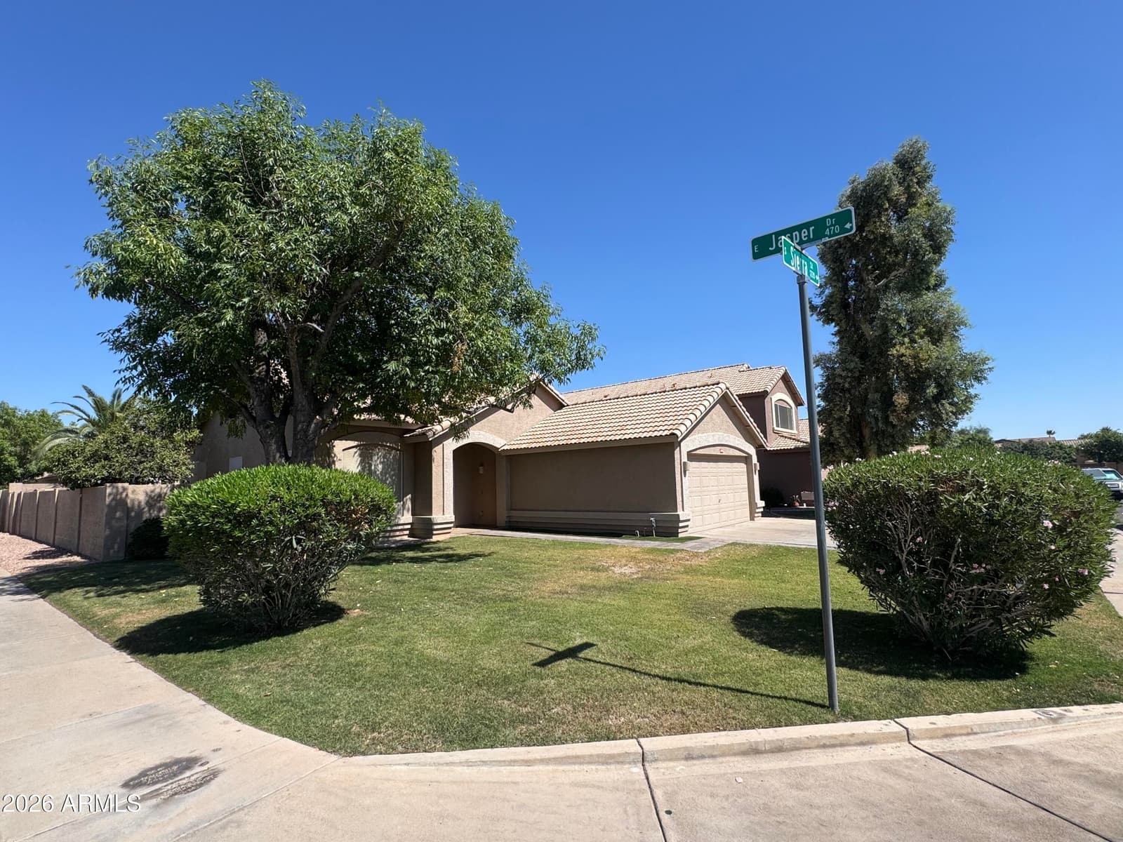 1225 S SIERRA Street, Gilbert, AZ 85296 — photo 5 of 27