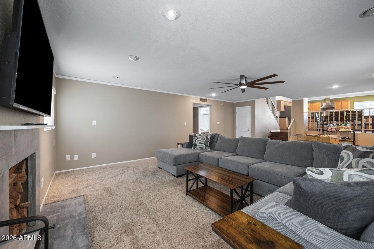 4402 E VISTA Drive, Phoenix, AZ 85032 — photo 17 of 38