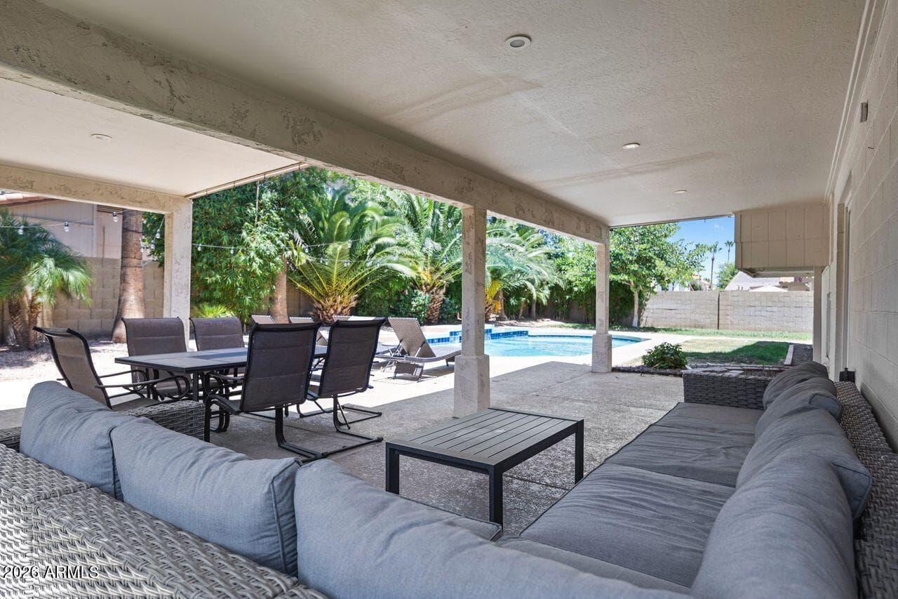 4402 E VISTA Drive, Phoenix, AZ 85032 — photo 30 of 38
