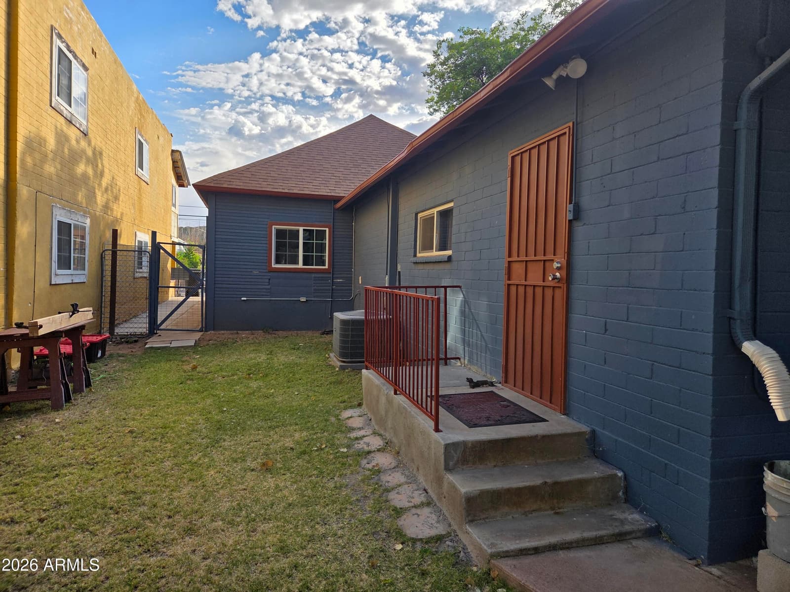 40 Cochise Row, Bisbee, AZ 85603 — photo 26 of 37