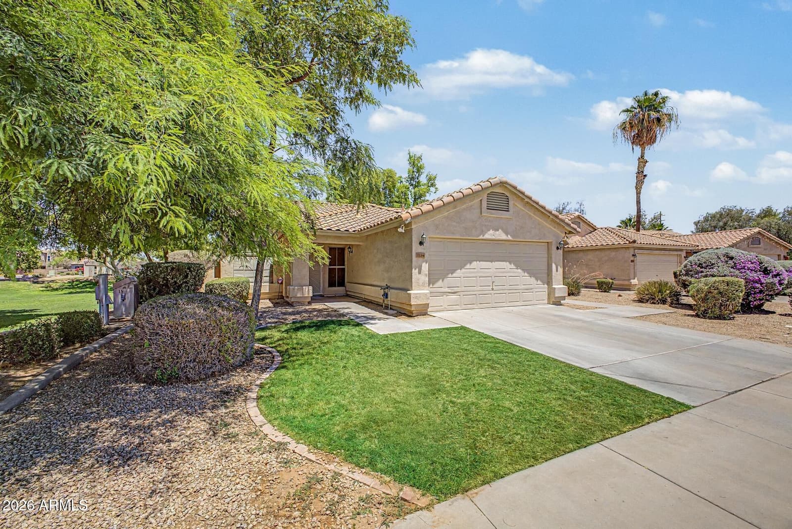 1184 W FLAMINGO Court, Chandler, AZ 85286 — photo 5 of 34