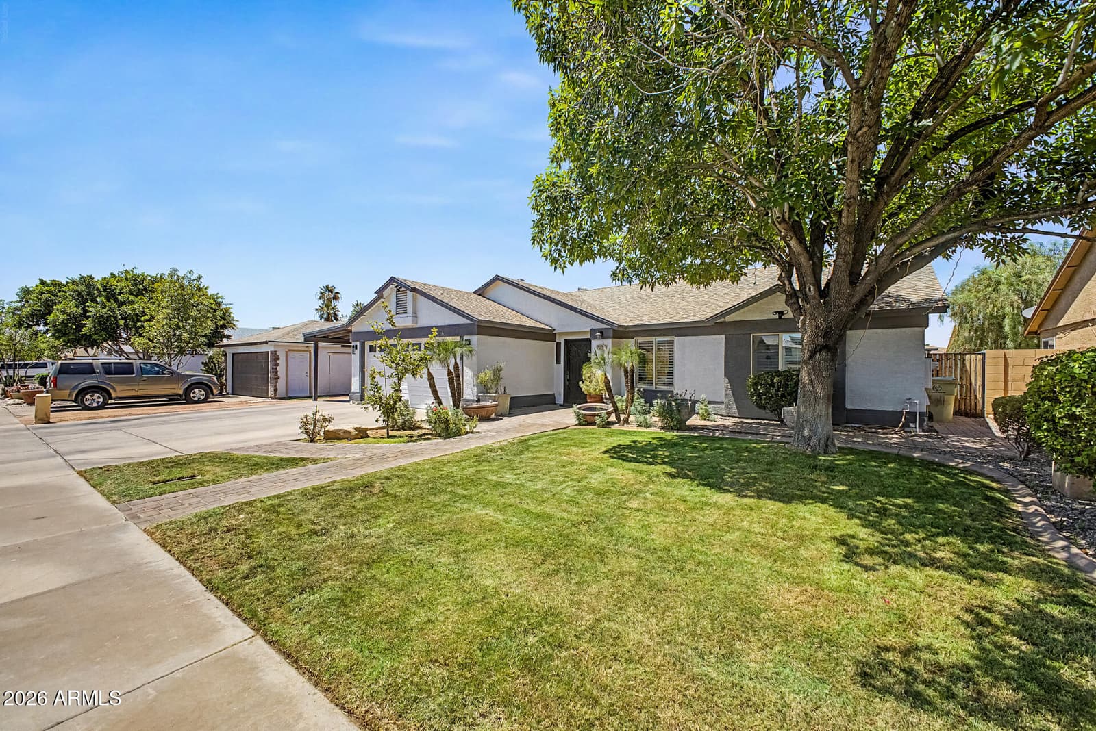 7938 W Georgia Avenue, Glendale, AZ 85303 — photo 5 of 41