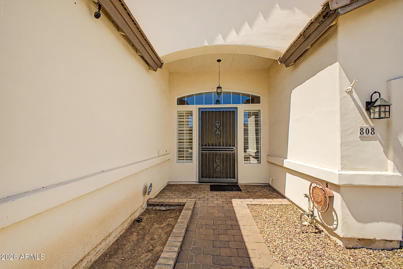808 W CITRUS Way, Phoenix, AZ 85013 — photo 4 of 35