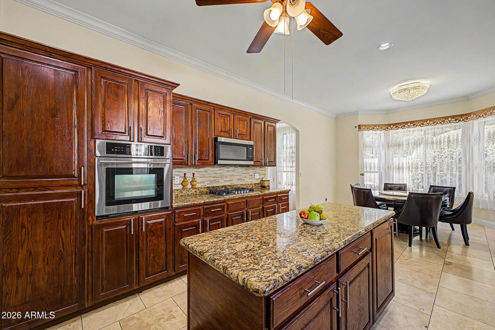 808 W CITRUS Way, Phoenix, AZ 85013 — photo 12 of 35