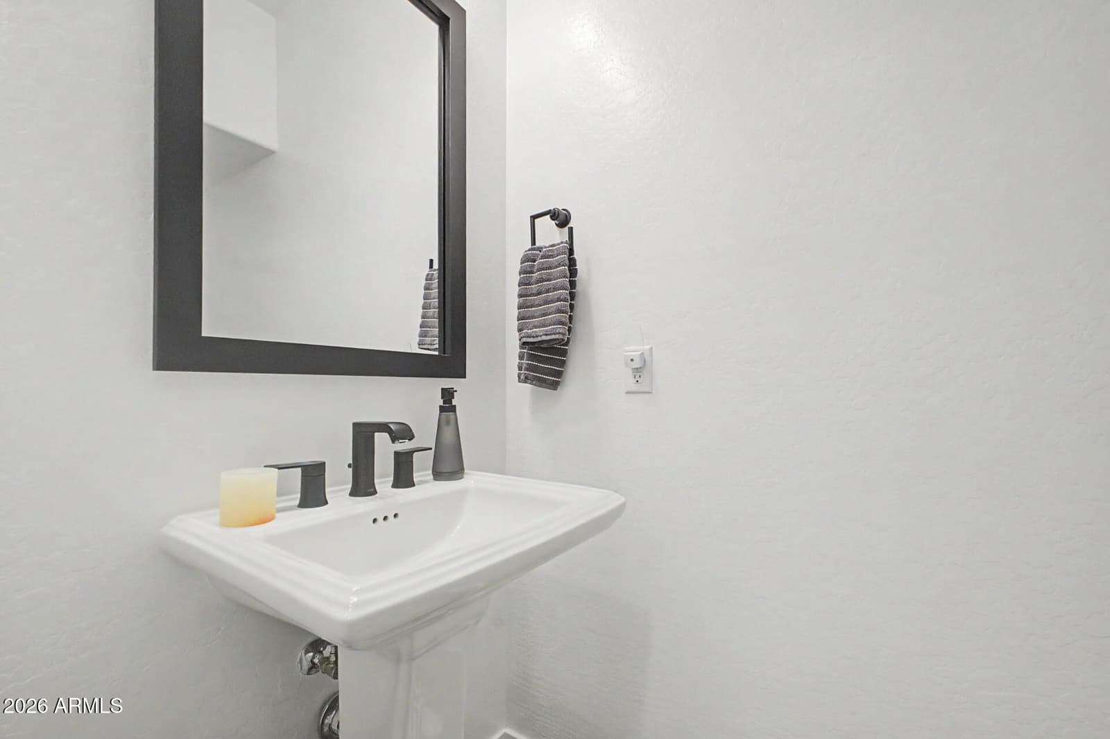 819 E DEER CREEK Road, Phoenix, AZ 85048 — photo 38 of 76