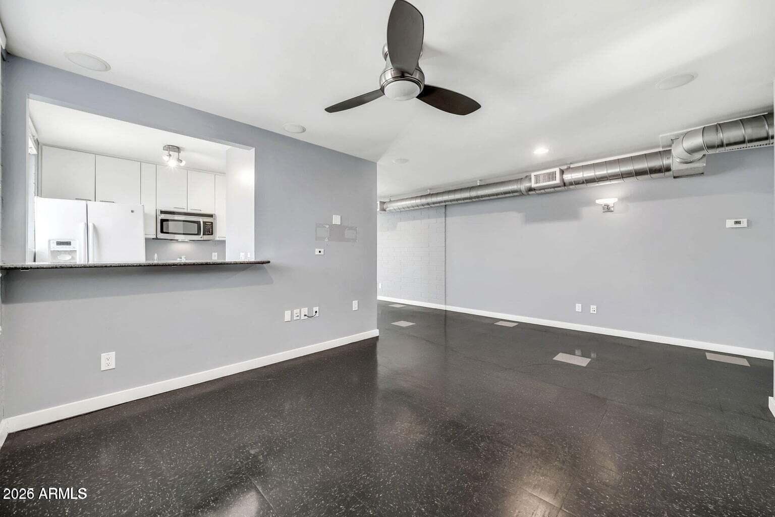 4206 N 38TH Street 4, Phoenix, AZ 85018 — photo 10 of 32