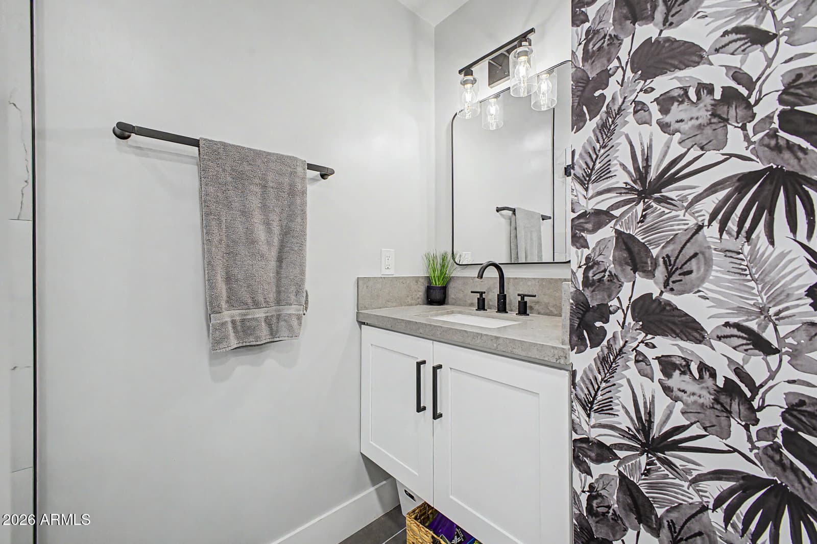 13234 N 11TH Avenue, Phoenix, AZ 85029 — photo 35 of 62