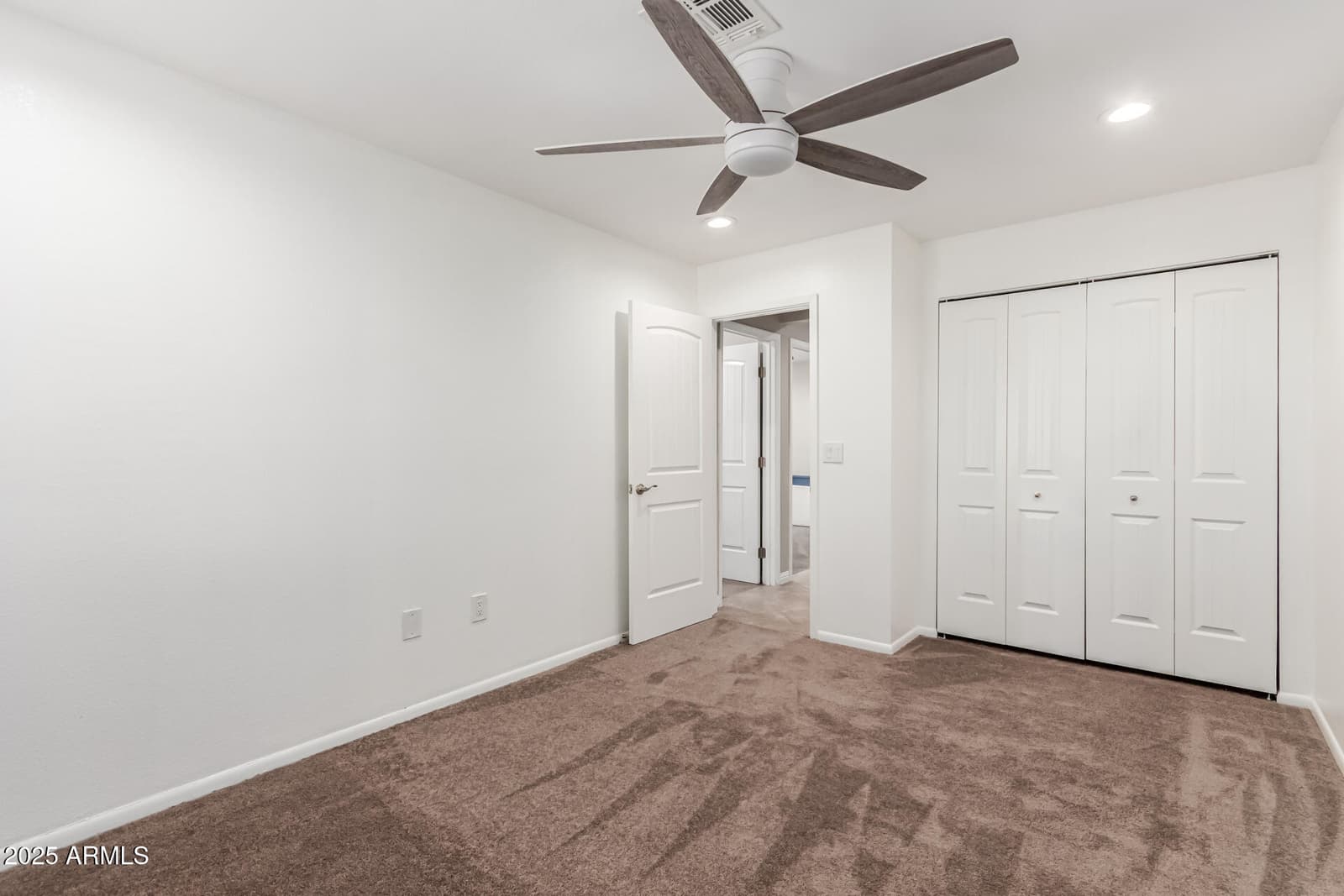 4037 S TAYLOR Drive, Tempe, AZ 85282 — photo 30 of 42