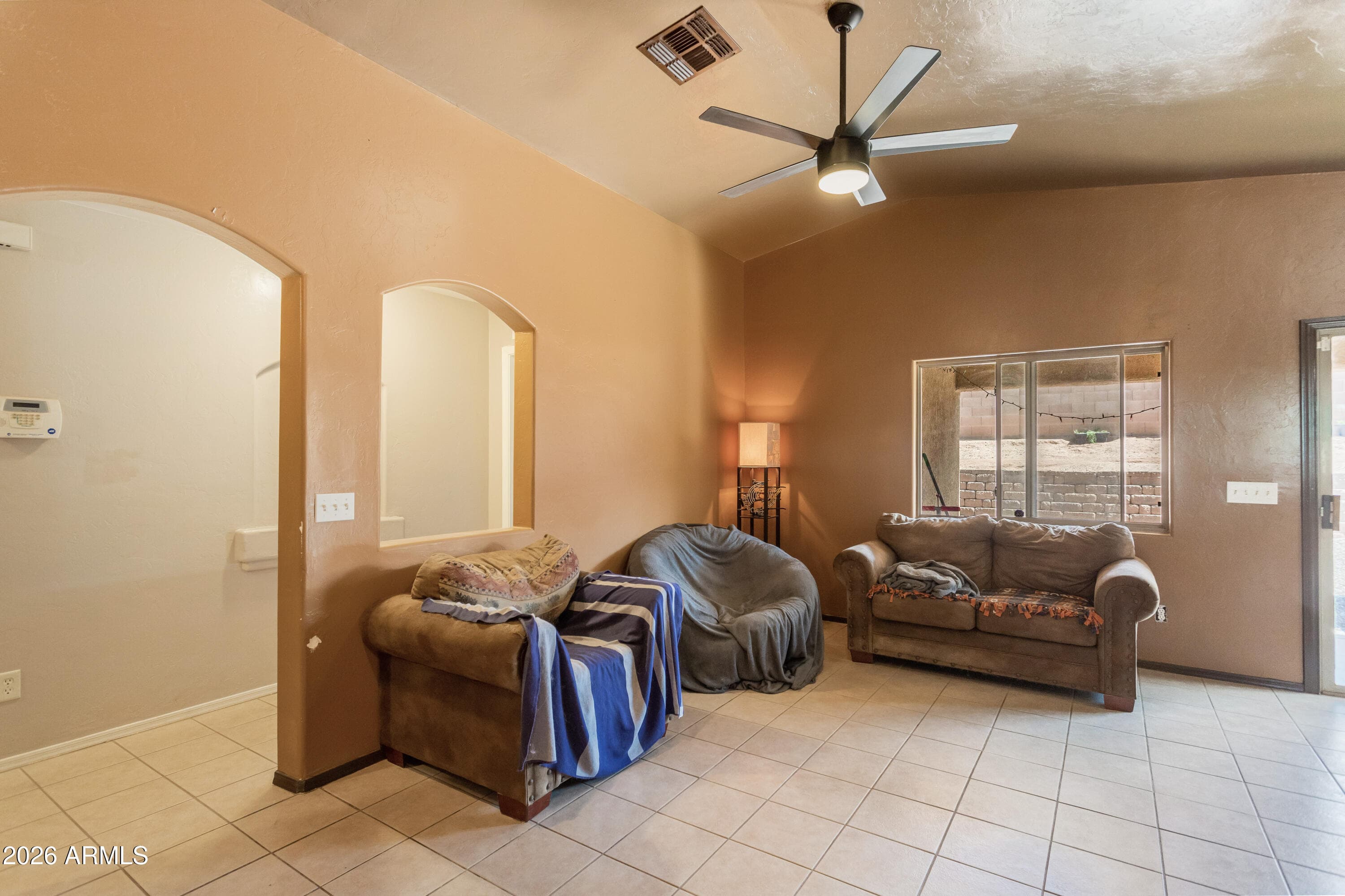 2946 COPPER POINTE Drive, Sierra Vista, AZ 85635 — photo 5 of 28