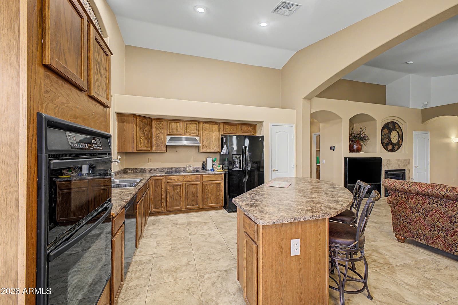 18360 N ALAMO Drive, Surprise, AZ 85374 — photo 13 of 34