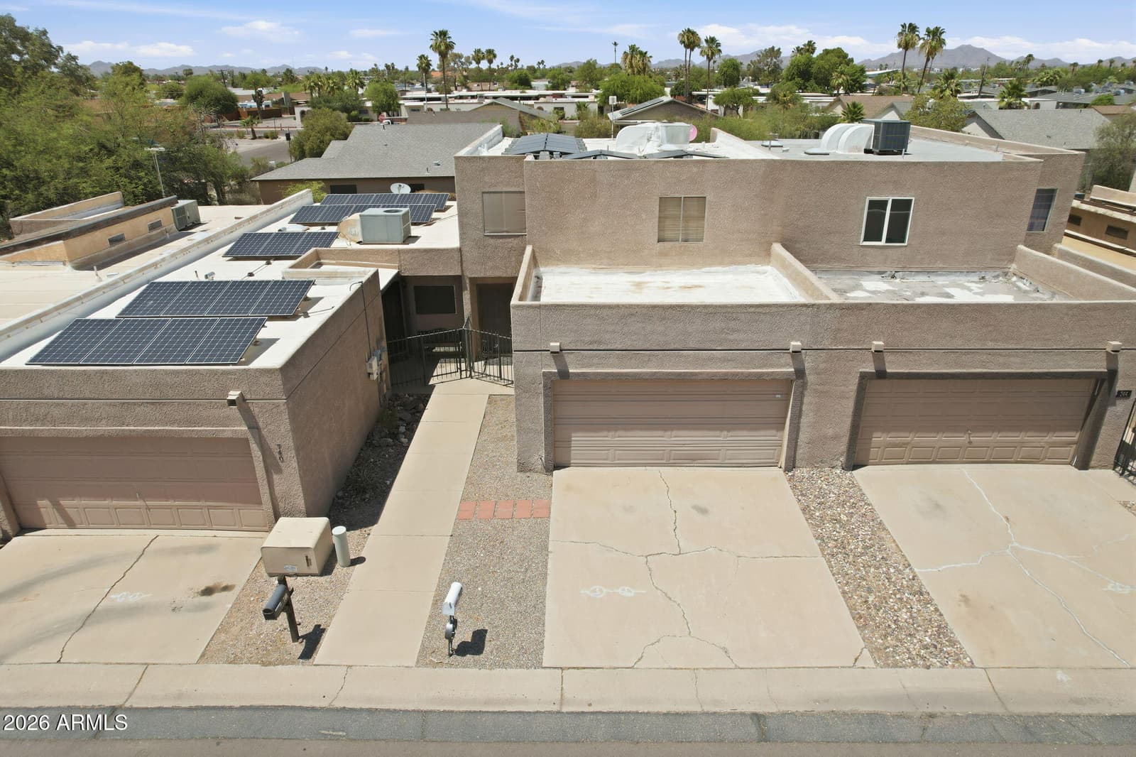 742 E PEPPER Drive, Casa Grande, AZ 85122 — photo 7 of 40